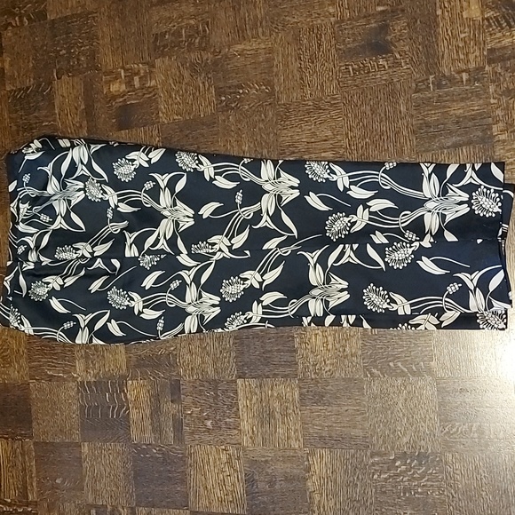 Floral print silk pant set - Picture 6 of 11